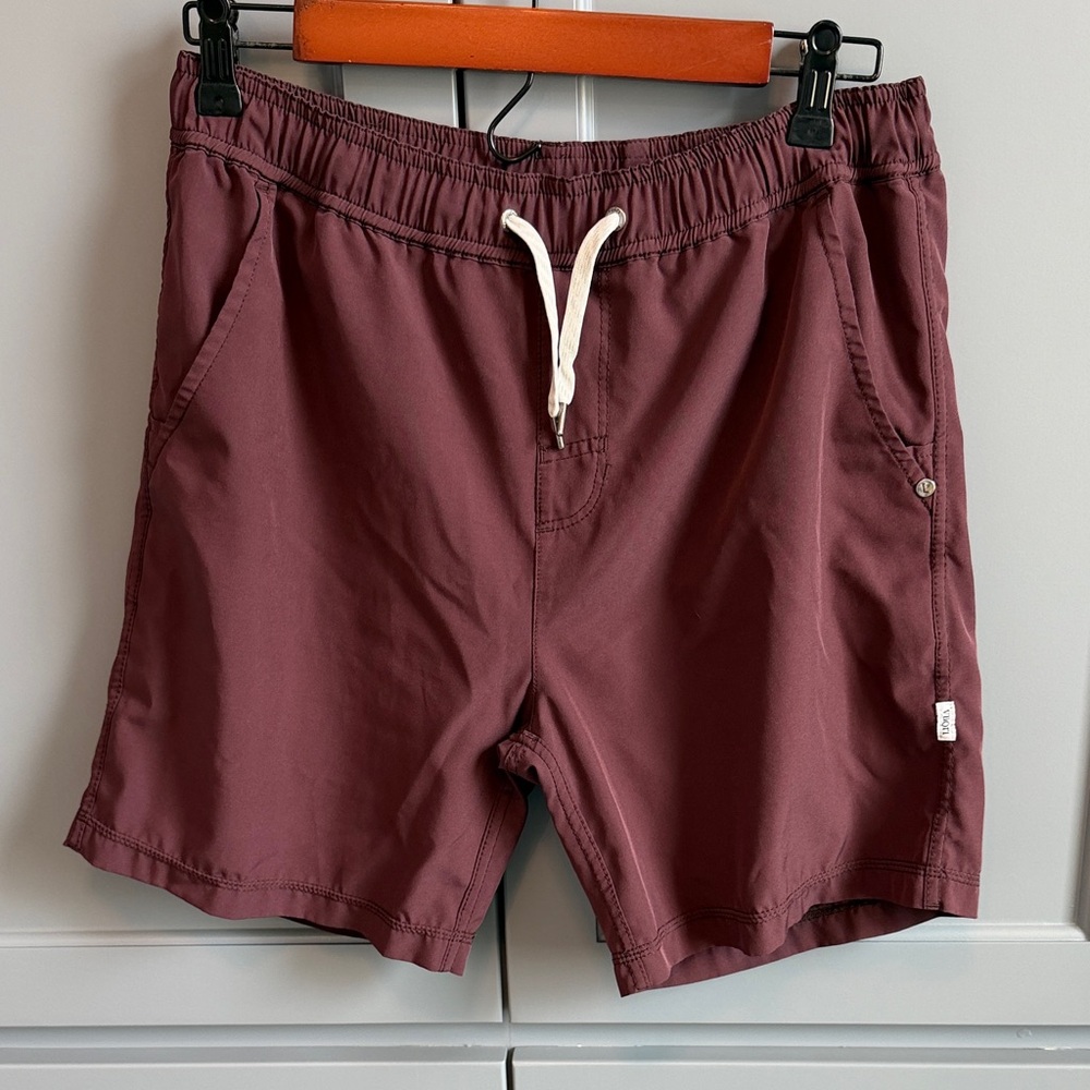 Vuori Lined Drawstring Shorts Men’s Small